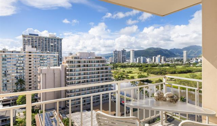 2415 Ala Wai Boulevard,Honolulu,Hawaii,96815,1 ベッドルーム ベッドルーム,1 バスルームバスルーム,コンド / タウンハウス,Ala Wai,15,17997681