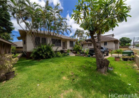 3811 Waialae Avenue,Honolulu,Hawaii,96816,8 Bedrooms Bedrooms,4 BathroomsBathrooms,Single family,Waialae,18096018