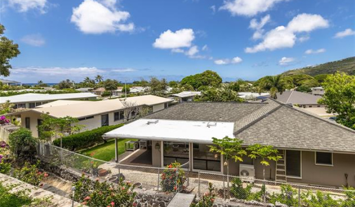 289 Panio Street,Honolulu,Hawaii,96821,4 Bedrooms Bedrooms,2 BathroomsBathrooms,Single family,Panio,18101001