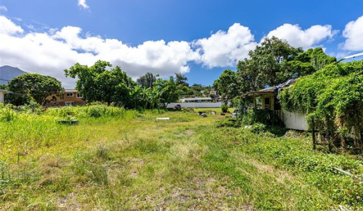 45-578 Keaahala Road,Kaneohe,Hawaii,96744,9 Bedrooms Bedrooms,3 BathroomsBathrooms,Single family,Keaahala,18111222