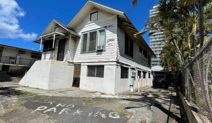 1542 Keeaumoku Street,Honolulu,Hawaii,96822,14 ベッドルーム ベッドルーム,8 バスルームバスルーム,一戸建て,Keeaumoku,18119587