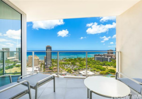 2139 Kuhio Avenue,Honolulu,Hawaii,96815,3 Bedrooms Bedrooms,3 BathroomsBathrooms,Condo/Townhouse,Kuhio,33,18120392