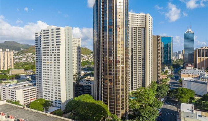 60 Beretania Street,Honolulu,Hawaii,96817,1 ベッドルーム ベッドルーム,1 バスルームバスルーム,コンド / タウンハウス,Beretania,34,18120797