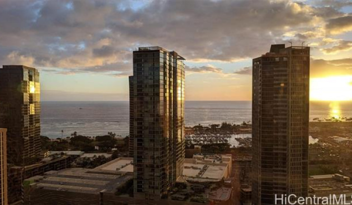 1009 Kapiolani Boulevard,Honolulu,Hawaii,96814,2 ベッドルーム ベッドルーム,2 バスルームバスルーム,コンド / タウンハウス,Kapiolani,37,18121357