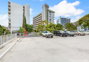 1617 Keeaumoku Street,Honolulu,Hawaii,96822,2 Bedrooms Bedrooms,1 BathroomBathrooms,Condo/Townhouse,Keeaumoku,2,18121718