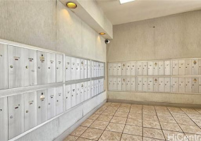 725 Piikoi Street,Honolulu,Hawaii,96814,1 Bedroom Bedrooms,1 BathroomBathrooms,Condo/Townhouse,Piikoi,2,18128095