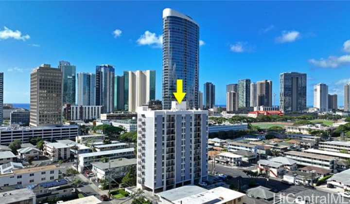 725 Piikoi Street,Honolulu,Hawaii,96814,1 Bedroom Bedrooms,1 BathroomBathrooms,Condo/Townhouse,Piikoi,2,18128095