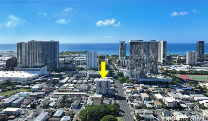 725 Piikoi Street,Honolulu,Hawaii,96814,1 Bedroom Bedrooms,1 BathroomBathrooms,Condo/Townhouse,Piikoi,2,18128095