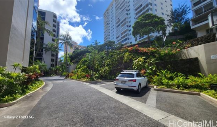 1015 Wilder Avenue,Honolulu,Hawaii,96822,3 ベッドルーム ベッドルーム,2 バスルームバスルーム,コンド / タウンハウス,Wilder,11,18128758