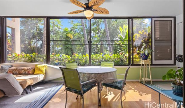 4999 Kahala Avenue,Honolulu,Hawaii,96816,2 ベッドルーム ベッドルーム,2 バスルームバスルーム,コンド / タウンハウス,Kahala,1,18133012