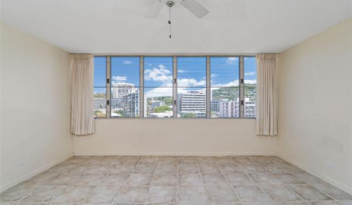 1550 Wilder Avenue,Honolulu,Hawaii,96822,1 バスルームバスルーム,コンド / タウンハウス,Wilder,8,18036731