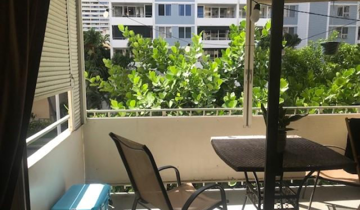 411 KAIOLU Street,Honolulu,Hawaii,96815,1 Bedroom Bedrooms,1 BathroomBathrooms,Condo/Townhouse,KAIOLU,3,18041566