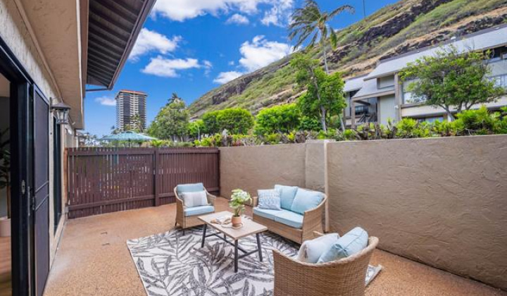 6204 Keokea Place,Honolulu,Hawaii,96825,4 Bedrooms Bedrooms,3 BathroomsBathrooms,Condo/Townhouse,Keokea,1,18144770