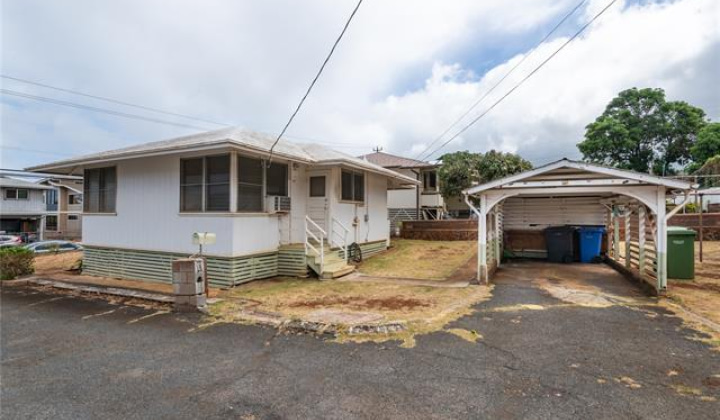 637 11th Avenue,Honolulu,Hawaii,96816,2 Bedrooms Bedrooms,1 BathroomBathrooms,Single family,11th,18145136