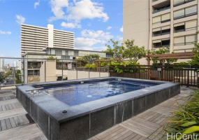 1717 Mott Smith Drive,Honolulu,Hawaii,96822,2 ベッドルーム ベッドルーム,2 バスルームバスルーム,コンド / タウンハウス,Mott Smith,25,18150430