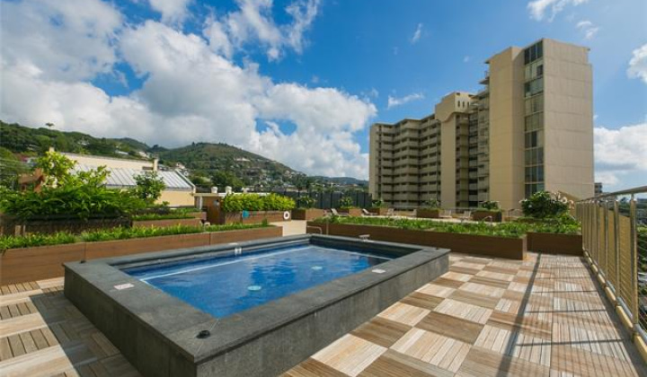 1717 Mott Smith Drive,Honolulu,Hawaii,96822,1 ベッドルーム ベッドルーム,1 バスルームバスルーム,コンド / タウンハウス,Mott Smith,29,18153185