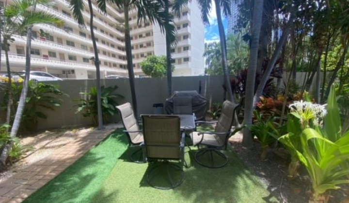 1700 Ala Moana Boulevard,Honolulu,Hawaii,96815,1 BathroomBathrooms,Condo/Townhouse,Ala Moana,17,18061672