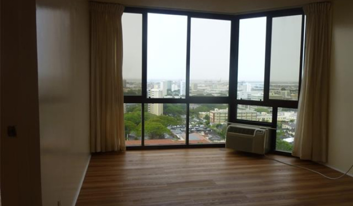 2040 Nuuanu Avenue,Honolulu,Hawaii,96817,1 Bedroom Bedrooms,1 BathroomBathrooms,Condo/Townhouse,Nuuanu,18,18159619