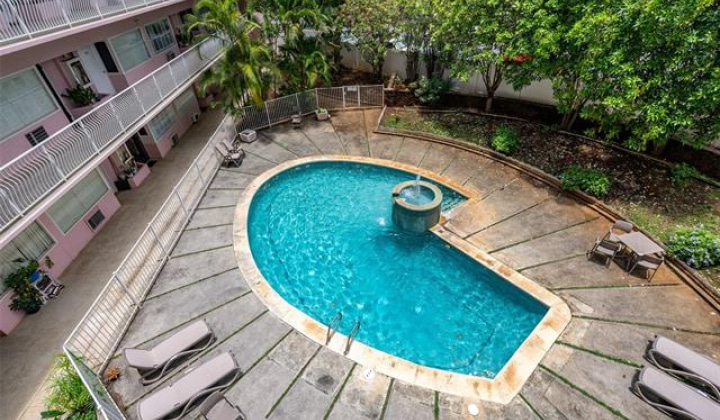 1020 Green Street,Honolulu,Hawaii,96822,1 Bedroom Bedrooms,1 BathroomBathrooms,Condo/Townhouse,Green,2,18159789