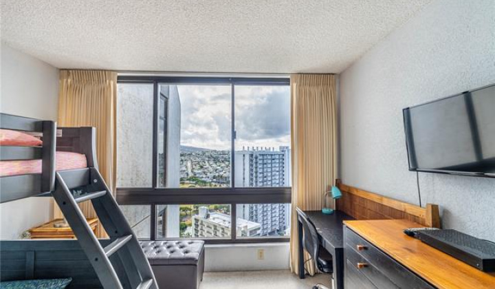 300 Wai Nani Way,Honolulu,Hawaii,96815,1 バスルームバスルーム,コンド / タウンハウス,Wai Nani,25,18070270