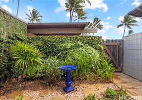 822 Koko Isle Circle,Honolulu,Hawaii,96825,4 Bedrooms Bedrooms,3 BathroomsBathrooms,Condo/Townhouse,Koko Isle,1,18208186