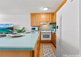 2140 Kuhio Avenue,Honolulu,Hawaii,96815,1 Bedroom Bedrooms,1 BathroomBathrooms,Condo/Townhouse,Kuhio,15,18176914