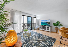 2140 Kuhio Avenue,Honolulu,Hawaii,96815,1 Bedroom Bedrooms,1 BathroomBathrooms,Condo/Townhouse,Kuhio,15,18176914