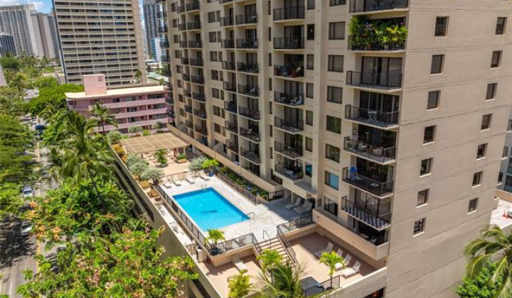 2140 Kuhio Avenue,Honolulu,Hawaii,96815,1 Bedroom Bedrooms,1 BathroomBathrooms,Condo/Townhouse,Kuhio,15,18176914