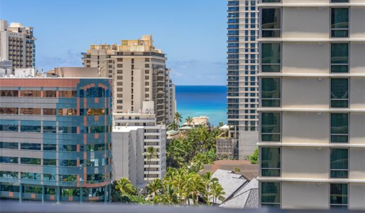 2140 Kuhio Avenue,Honolulu,Hawaii,96815,1 Bedroom Bedrooms,1 BathroomBathrooms,Condo/Townhouse,Kuhio,15,18176914