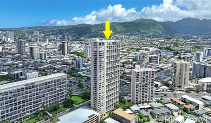 555 大学 Avenue,Honolulu,Hawaii,96826,1 ベッドルーム ベッドルーム,1 バスルームバスルーム,コンド / タウンハウス,University,4,18177283