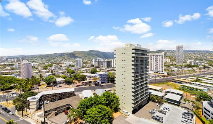 2525 Date Street,Honolulu,Hawaii,96826,1 BathroomBathrooms,Condo/Townhouse,Date,15,18211520