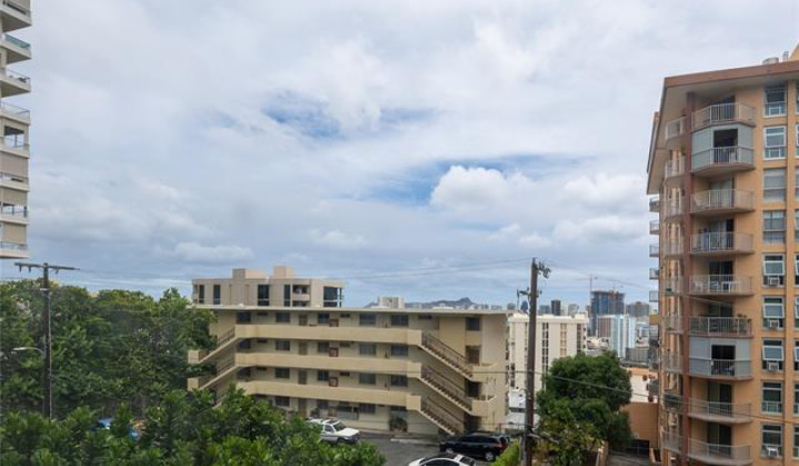 1013 Prospect Street,Honolulu,Hawaii,96822,1 Bedroom Bedrooms,1 BathroomBathrooms,Condo/Townhouse,Prospect,6,18179304