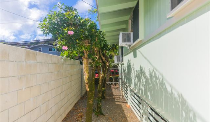 1362 Keolu Drive,Kailua,Hawaii,96734,3 Bedrooms Bedrooms,1 BathroomBathrooms,Single family,Keolu,18181253