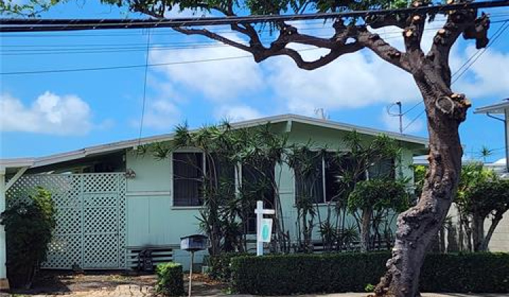 1362 Keolu Drive,Kailua,Hawaii,96734,3 Bedrooms Bedrooms,1 BathroomBathrooms,Single family,Keolu,18181253