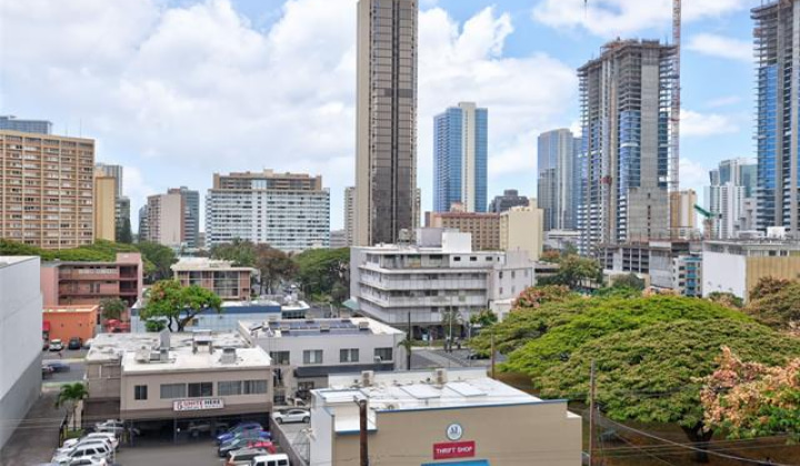 1314 Kalakaua Avenue,Honolulu,Hawaii,96826,2 ベッドルーム ベッドルーム,1 バスルームバスルーム,コンド / タウンハウス,Kalakaua,6,18081050