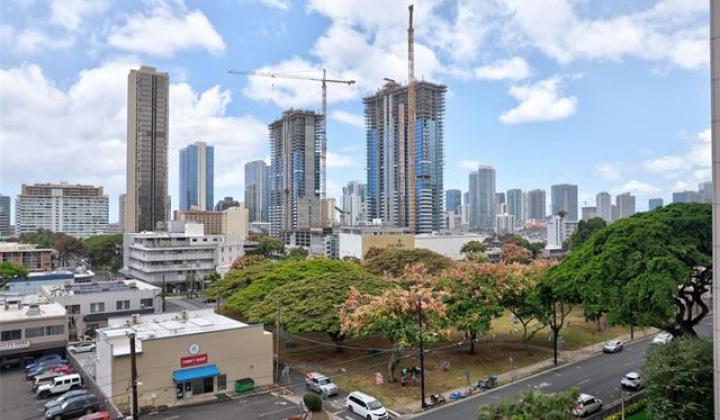 1314 Kalakaua Avenue,Honolulu,Hawaii,96826,2 ベッドルーム ベッドルーム,1 バスルームバスルーム,コンド / タウンハウス,Kalakaua,6,18081050