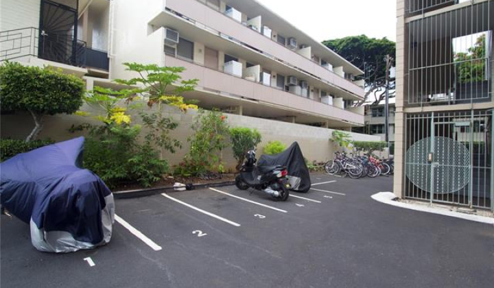 1550 Wilder Avenue,Honolulu,Hawaii,96822,1 バスルームバスルーム,コンド / タウンハウス,Wilder,2,18084056