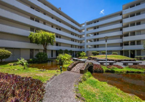 647 Kunawai Lane,Honolulu,Hawaii,96817,2 Bedrooms Bedrooms,1 BathroomBathrooms,Condo/Townhouse,Kunawai,5,18186777