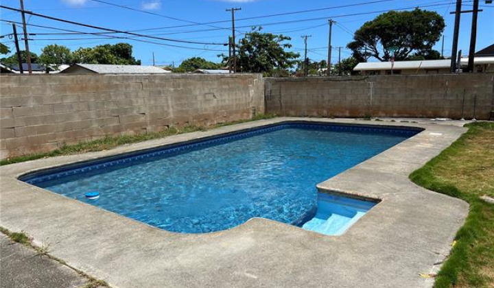 264 Halemaumau Street,Honolulu,Hawaii,96821,3 ベッドルーム ベッドルーム,3 バスルームバスルーム,一戸建て,Halemaumau,18189708