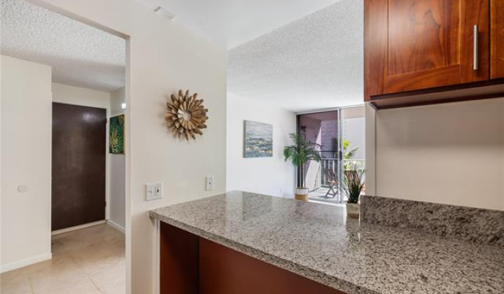 475 Atkinson Drive,Honolulu,Hawaii,96814,1 BathroomBathrooms,Condo/Townhouse,Atkinson,7,18225085