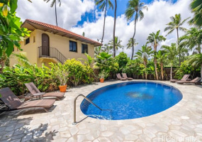 2465 Ala Wai Boulevard,Honolulu,Hawaii,96815,2 Bedrooms Bedrooms,2 BathroomsBathrooms,Condo/Townhouse,Ala Wai,4,18192969