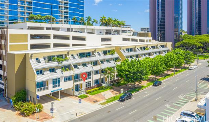 555 South Street,Honolulu,Hawaii,96813,2 Bedrooms Bedrooms,2 BathroomsBathrooms,Condo/Townhouse,South,1,18194694