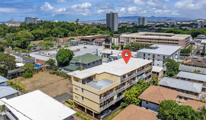 24 Hialoa Street,Honolulu,Hawaii,96817,2 ベッドルーム ベッドルーム,1 バスルームバスルーム,コンド / タウンハウス,Hialoa,4,18195682