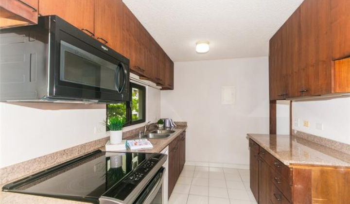 6750 Hawaii Kai Drive,Honolulu,Hawaii,96825,2 Bedrooms Bedrooms,2 BathroomsBathrooms,Condo/Townhouse,Hawaii Kai,5,18196020