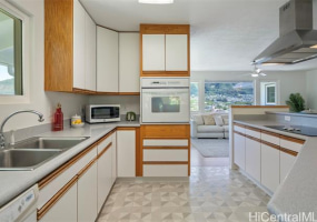 2961 C Kalawao Place,Honolulu,Hawaii,96822,4 Bedrooms Bedrooms,3 BathroomsBathrooms,Single family,Kalawao,18197084