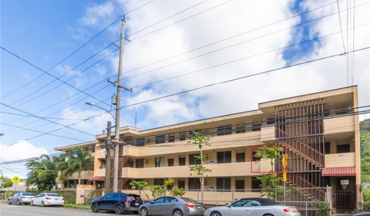 2140 10th Avenue,Honolulu,Hawaii,96816,1 BathroomBathrooms,Condo/Townhouse,10th,4,18101000