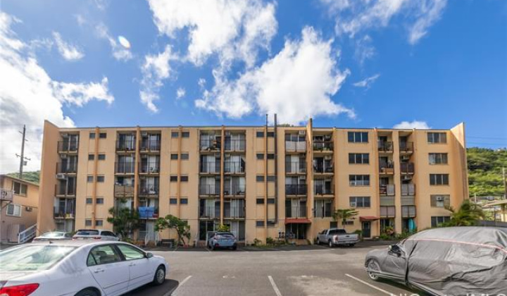 2140 10th Avenue,Honolulu,Hawaii,96816,1 BathroomBathrooms,Condo/Townhouse,10th,4,18101000