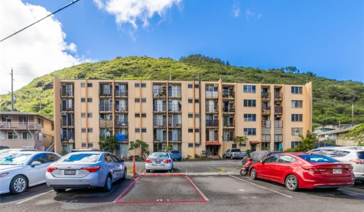 2140 10th Avenue,Honolulu,Hawaii,96816,1 BathroomBathrooms,Condo/Townhouse,10th,4,18101000