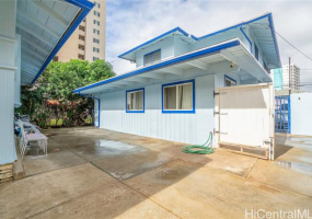 729 Ekela Avenue,Honolulu,Hawaii,96816,8 Bedrooms Bedrooms,4 BathroomsBathrooms,Single family,Ekela,18199694