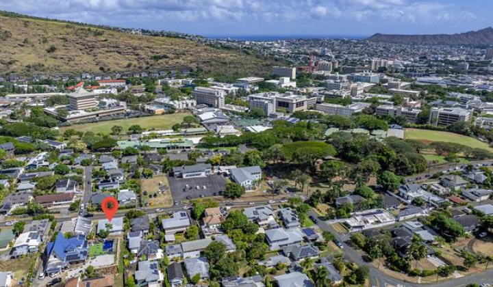 2340 大学 Avenue,Honolulu,Hawaii,96822,3 ベッドルーム ベッドルーム,2 バスルームバスルーム,一戸建て,University,18203073